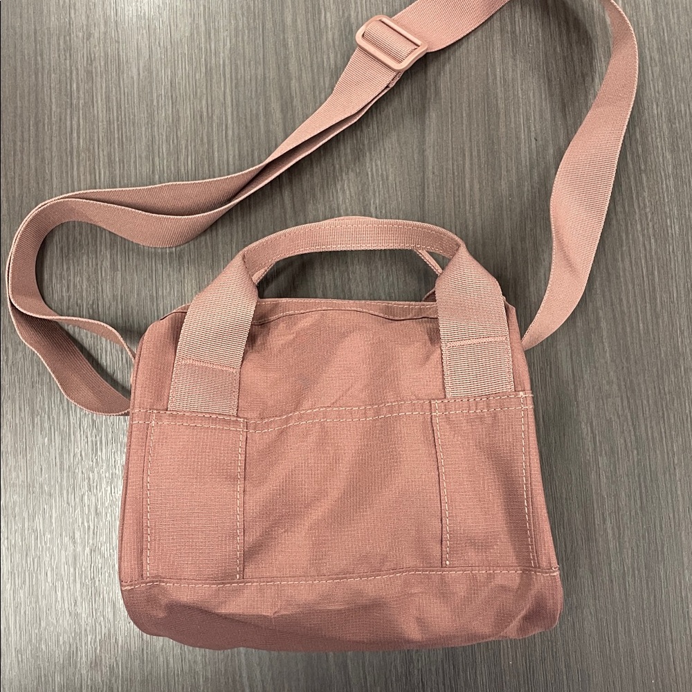 gymshark mini holdall bag  brick brown - Picture 2 of 13